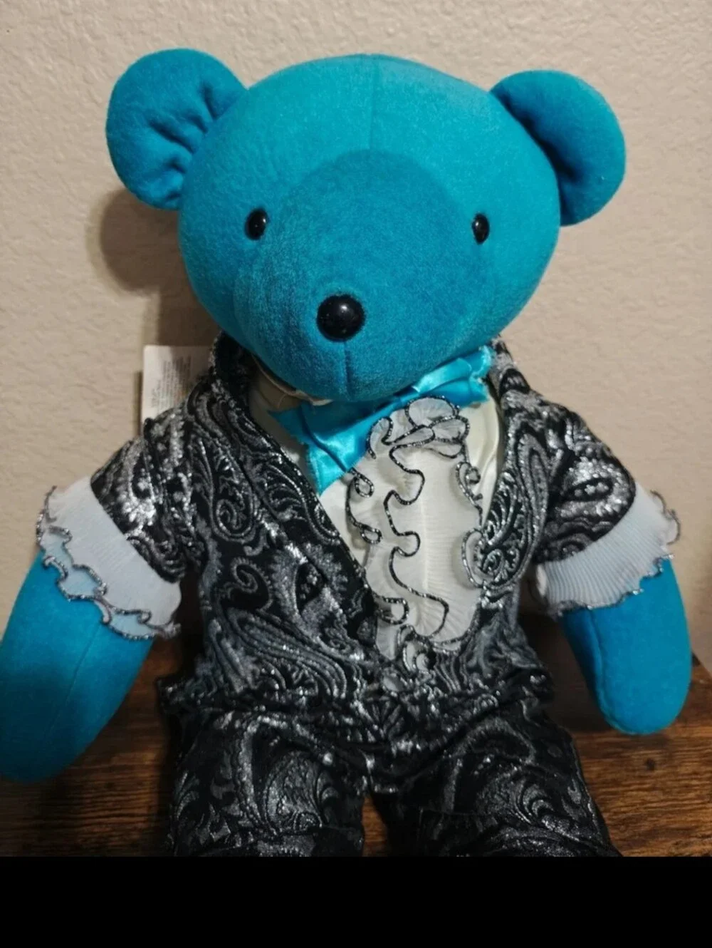 1985 North American Bear Company Rare Retired
